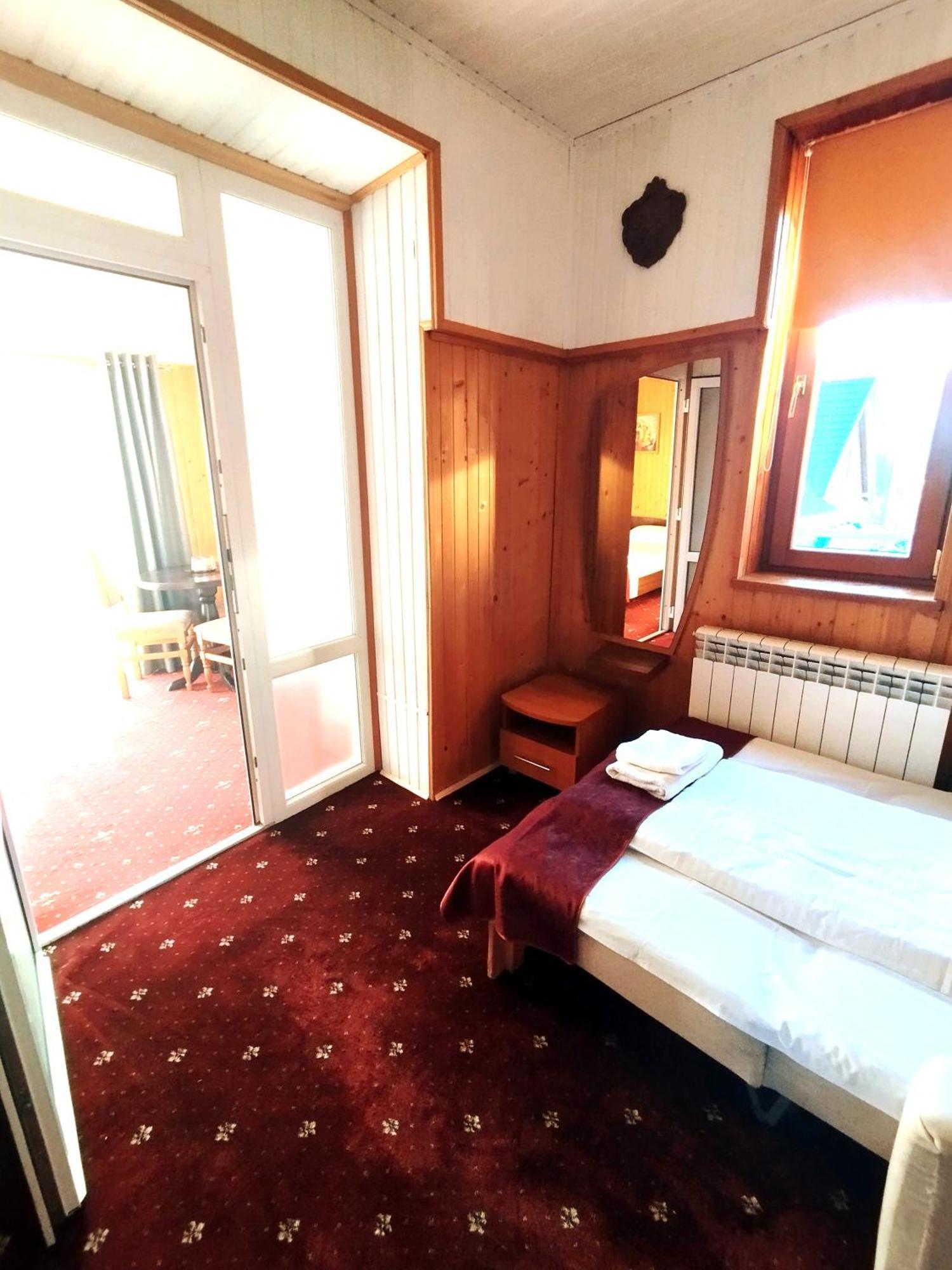 Zdybanka Hotel Bukovel Exterior photo