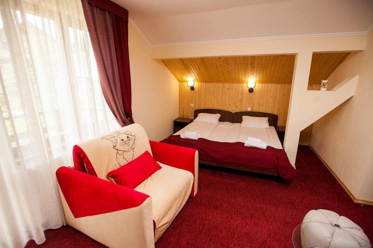 Zdybanka Hotel Bukovel Exterior photo